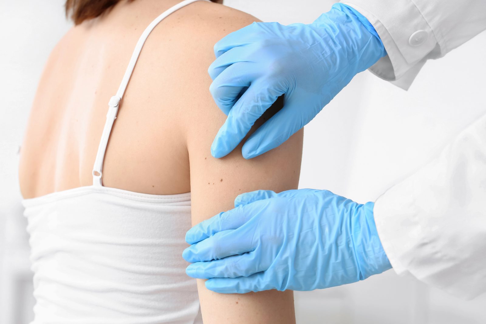 Zelo specializirana dermatologija Ljubljana, kjer delujejo različni specialisti za različne težave na telesu